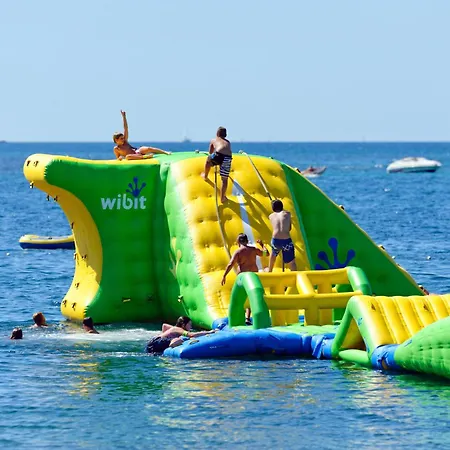 Maistra Polari Pitches Camping 4*